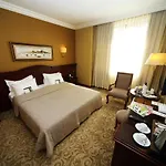 Bilek Hotel