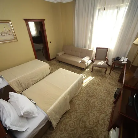 Отель Bilek 4*