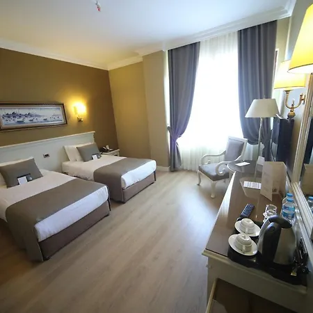 Bilek Hotel